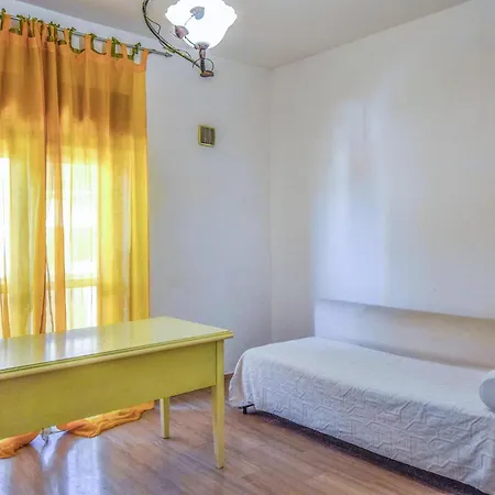 2 Bedroom Beautiful In